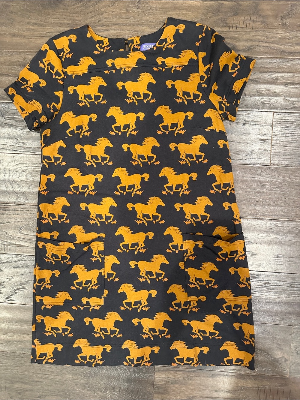 Vivienne Tam 💯% Cotton Horse-Print Shift 👗 Dress with Front Pockets